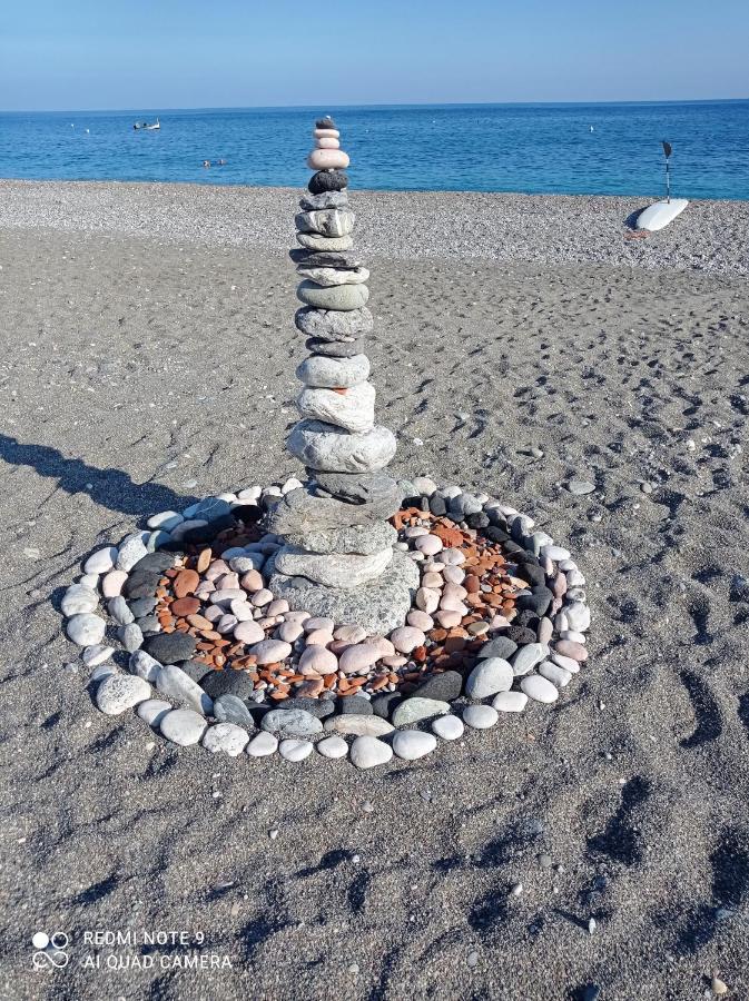 Casa Vacanze Leto Letojanni Exteriör bild